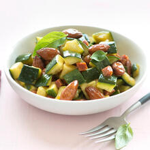 Squash med chorizo och mandlar