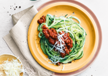 Squashspaghetti och snabb köttfärssås