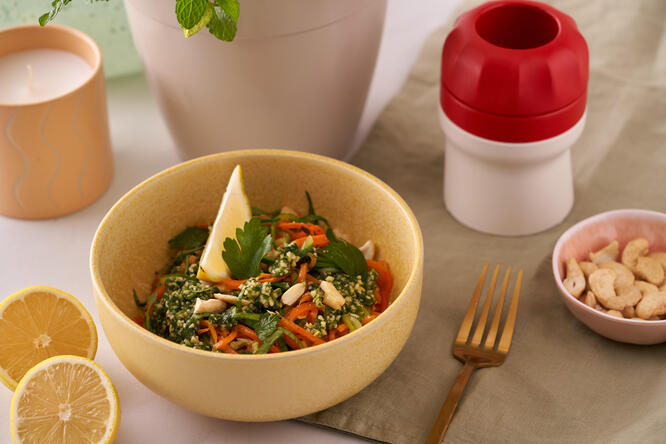 Tupperware Grönsaksspaghetti med cashewpesto 